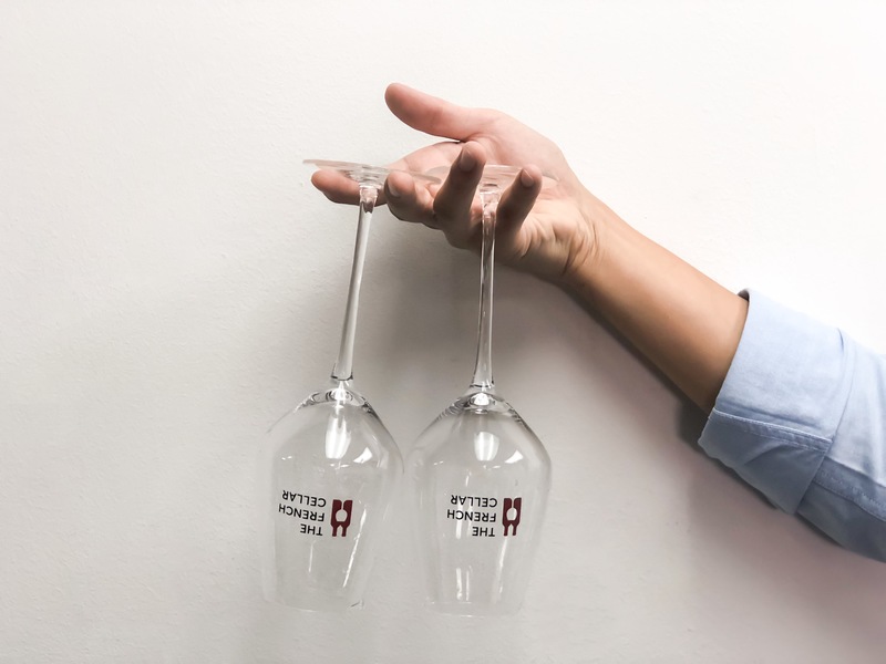 How to clean wine glasses?